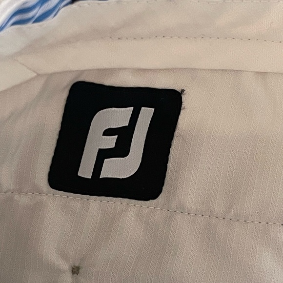 FootJoy Golf Pants Khaki Tan Plaid Comfort Performance Size 34Wx32L - Picture 7 of 9